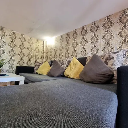 Experience Old Town Charm At Covaci 3br Daire Bükreş