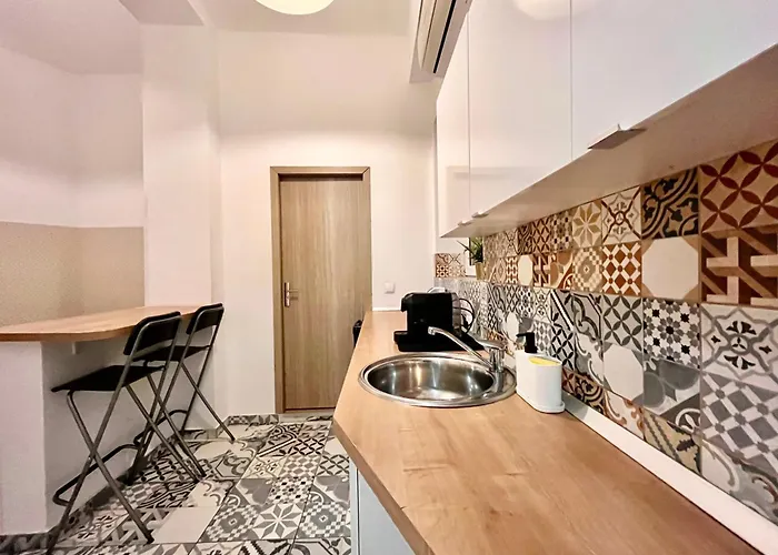 Apartament Experience Old Town Charm At Covaci 3br