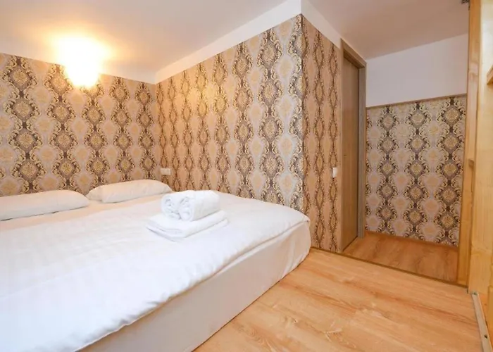 Experience Old Town Charm At Covaci 3br * Boekarest