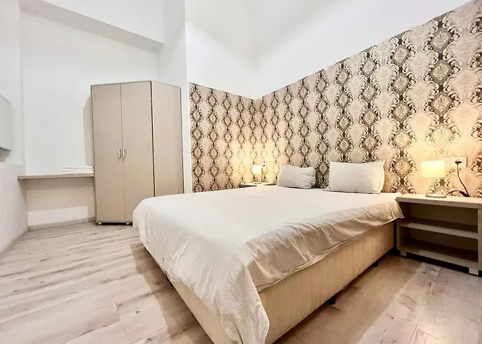 Experience Old Town Charm At Covaci 3br * Boekarest