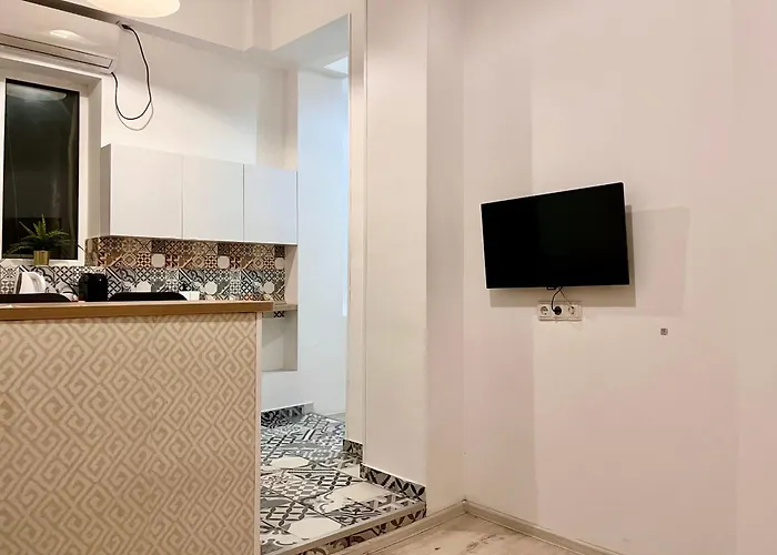 Appartement Experience Old Town Charm At Covaci 3br *