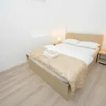 アパート Experience Old Town Charm At Covaci 3br